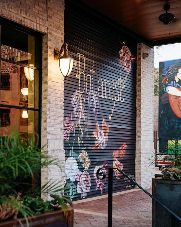 735 W 10Th St Далас Екстериор снимка
